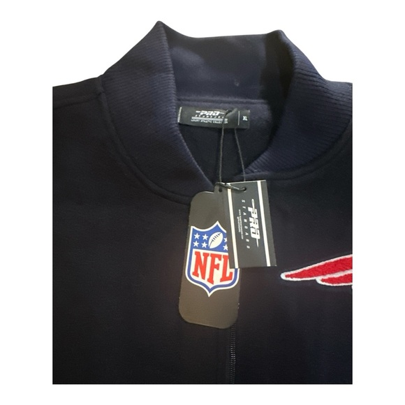 NFL Pro Standard New England Patriots Varsity Jacket XL - Picture 2 of 15